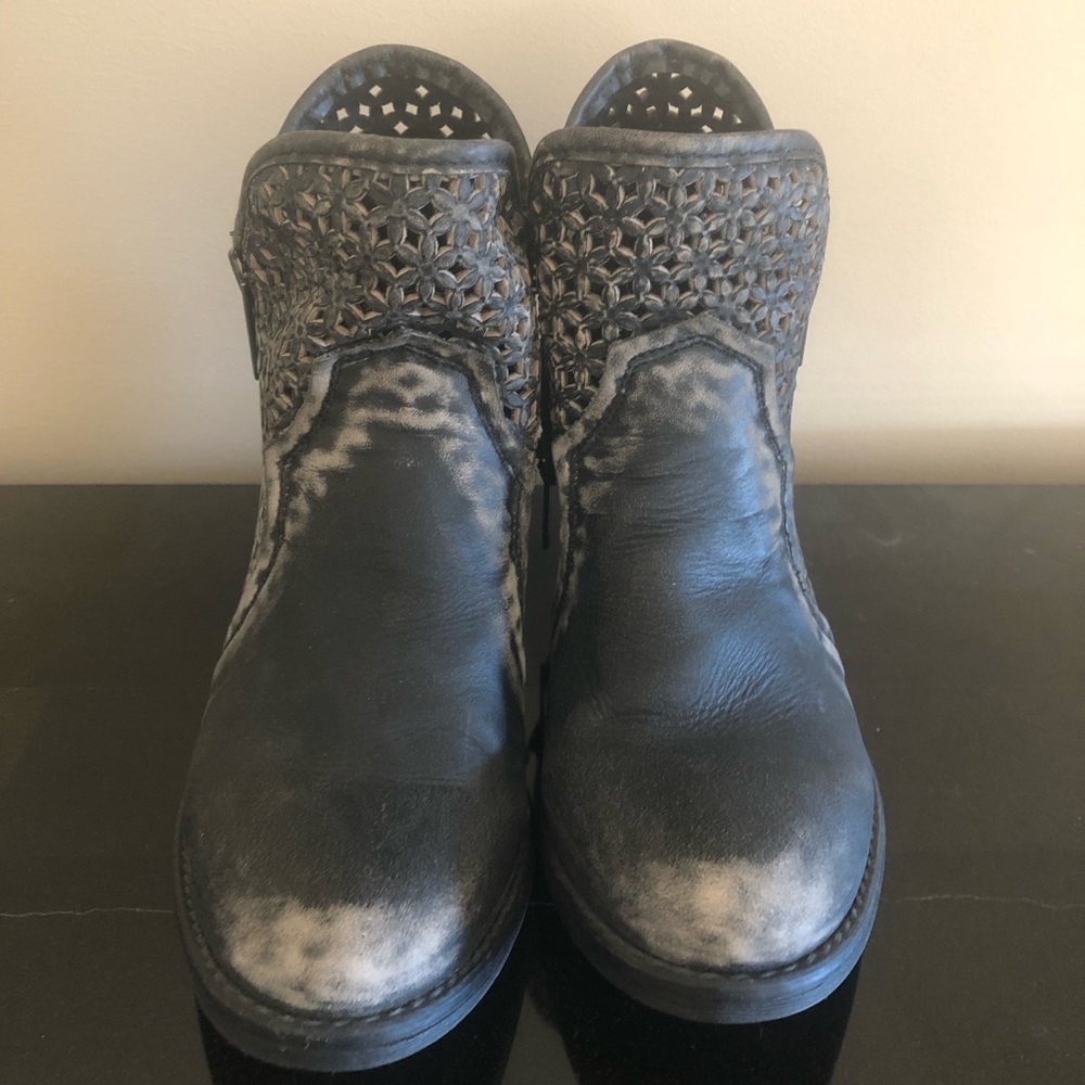 Circle G Black boots